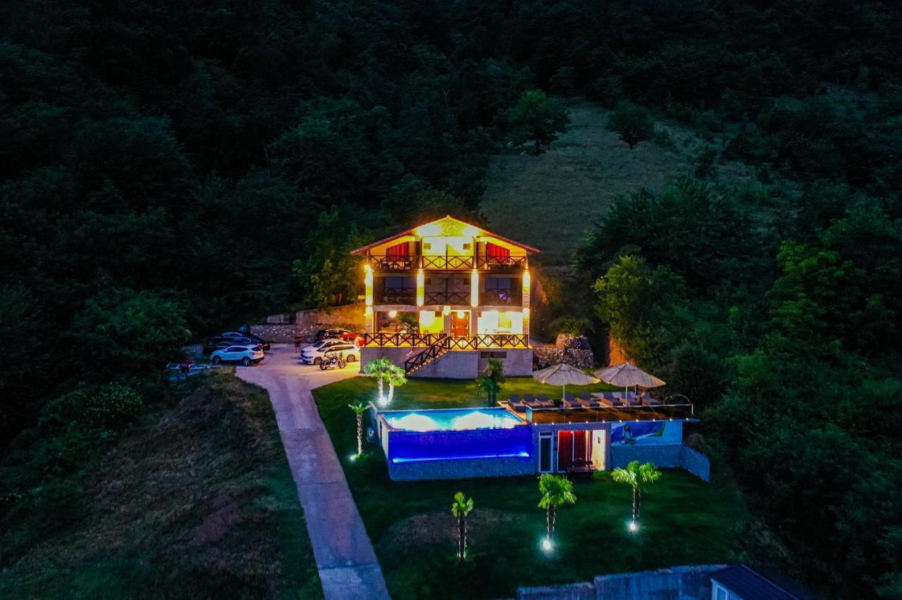Rex Infinity View 4* Cazanele Dunarii Дубова Екстериор снимка